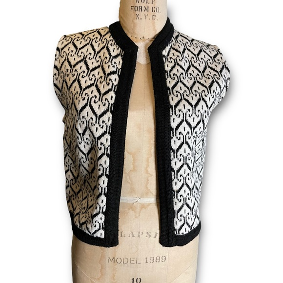 Black & White 60s #Acrylic Sweater Vest - Picture 1 of 4